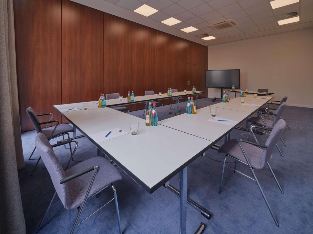 Dorint Parkhotel Frankfurt / Bad Vilbel Buitenkant foto