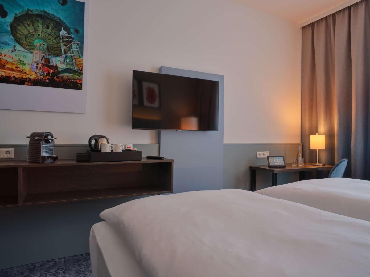 Dorint Parkhotel Frankfurt / Bad Vilbel Buitenkant foto