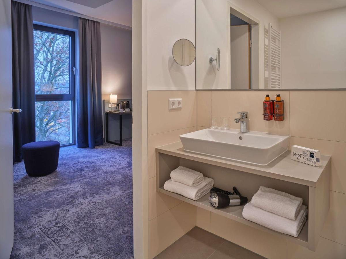 Dorint Parkhotel Frankfurt / Bad Vilbel Buitenkant foto